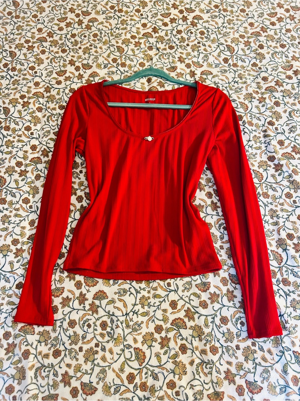 Hollister Red Long-Sleeve Scoop Neck Top